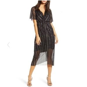 All in Favor, Dolman Plisse Midi Dress Black/gold